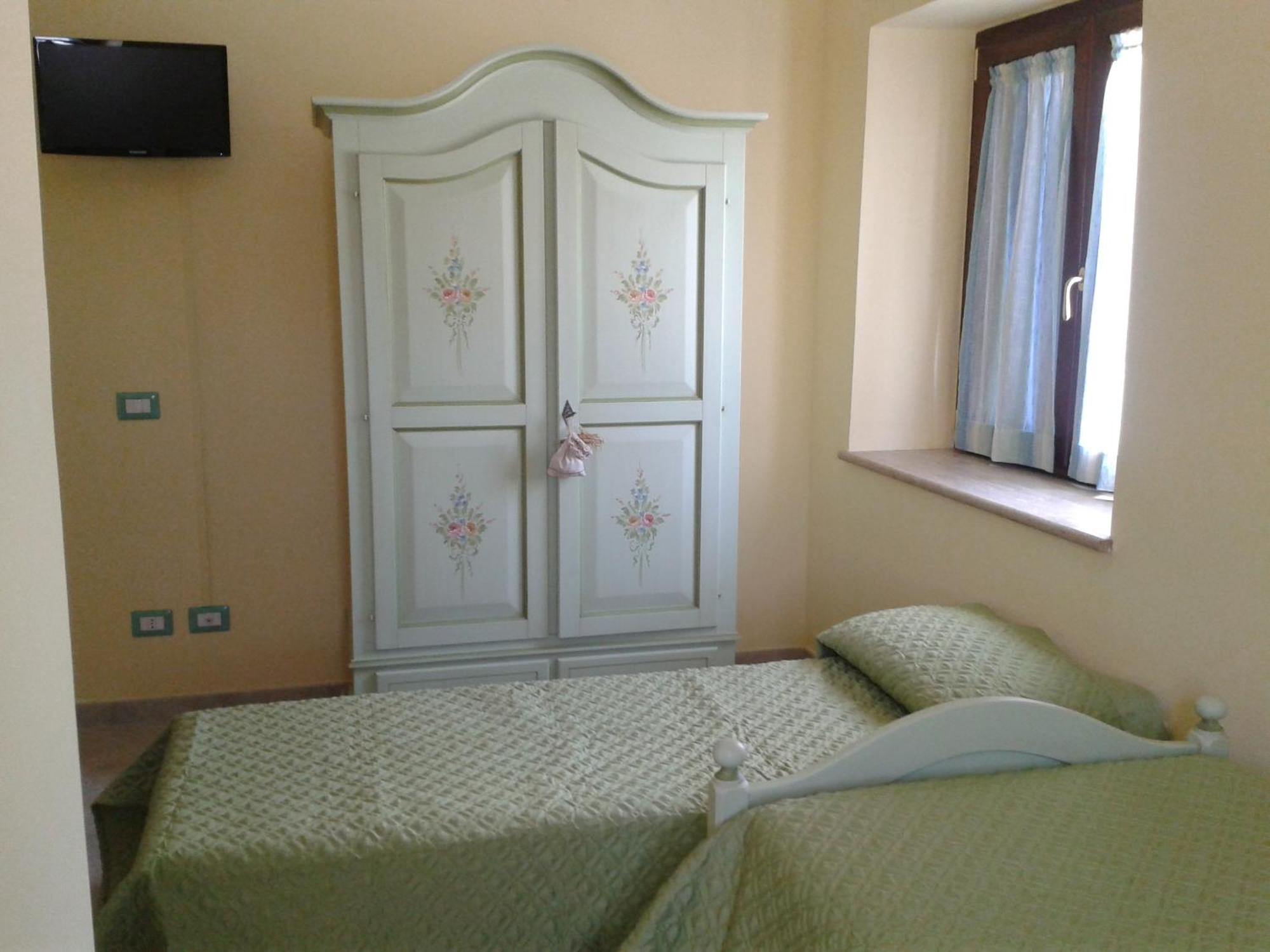 Azienda Agrituristica La Tenuta Del Falco Piedimonte San Germano Kamer foto